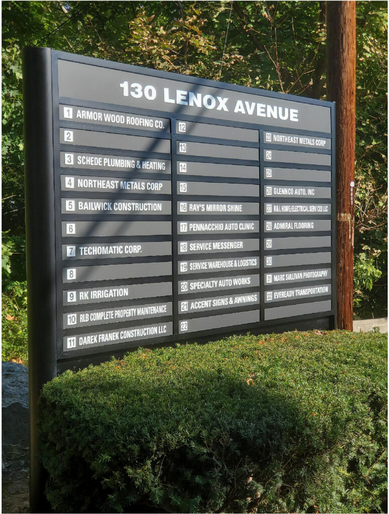 pics-Related-Armory-Plaza-Gold-Sign-2