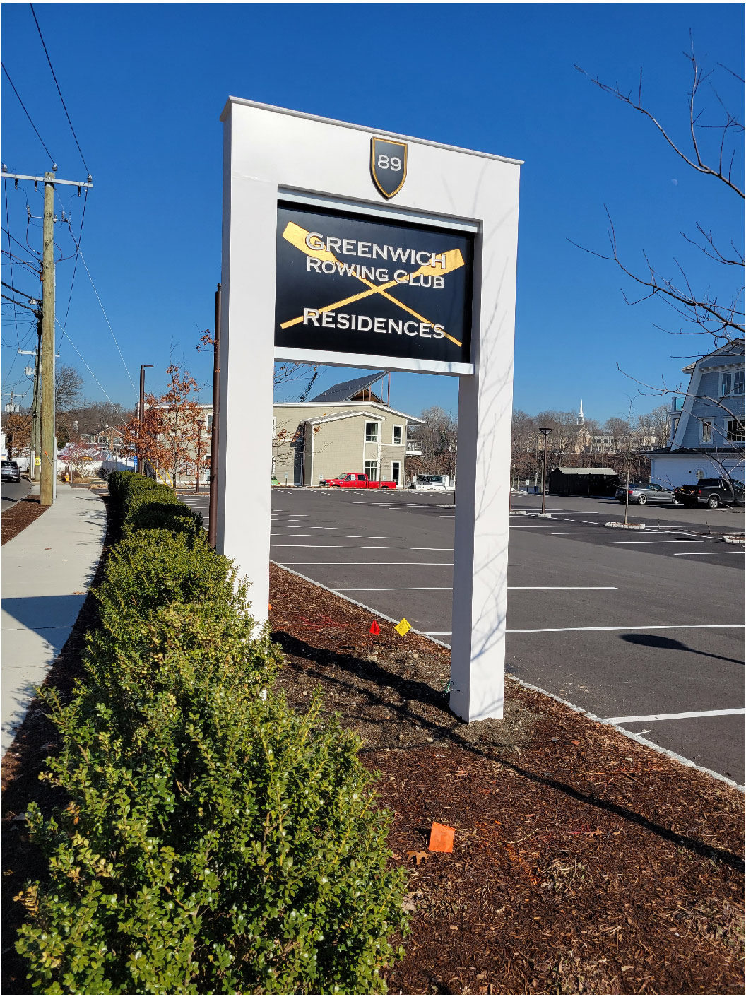 pics-Related-Armory-Plaza-Gold-Sign-3